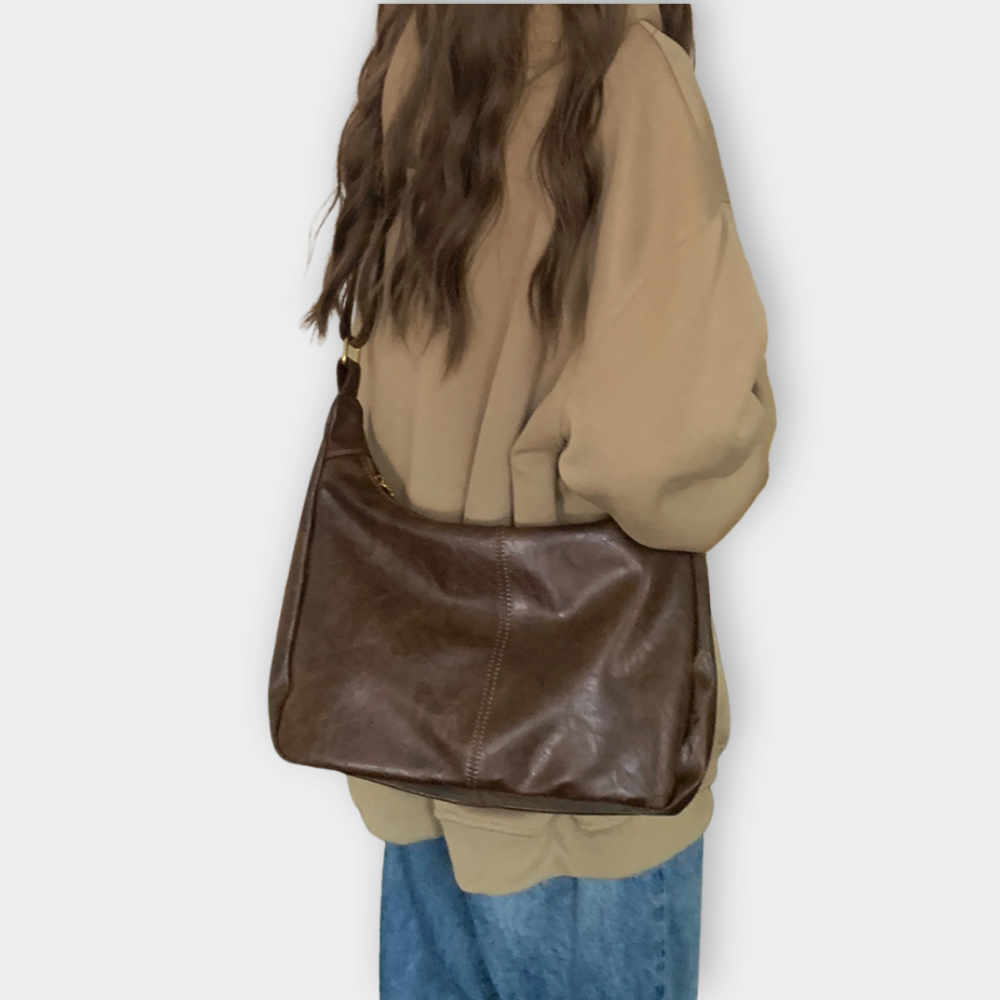 Aurova - Spacious Shoulder Bag